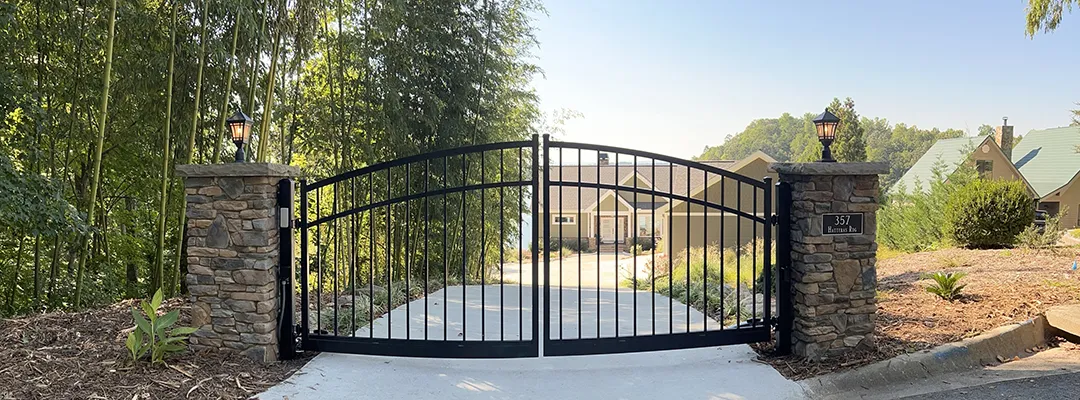 Aluminum fence installation by Door Tech
