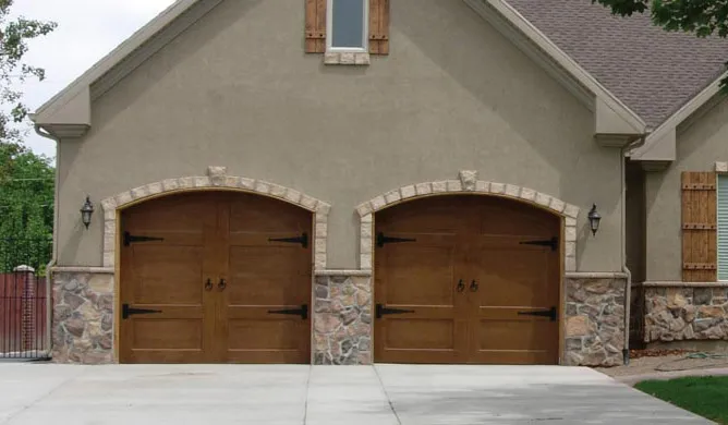 Oak Summit Garage Doors - example 7